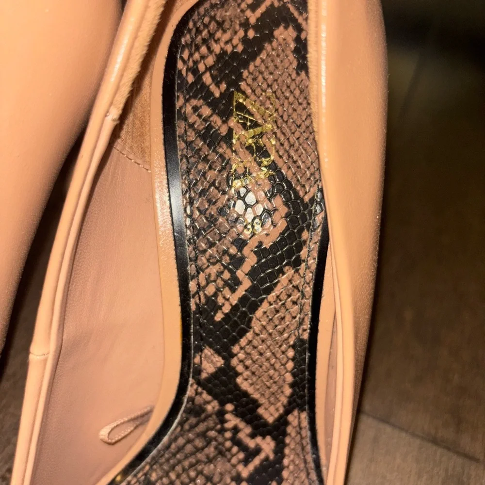 Elegant Tan Women's Pumps - Picture 2 of 3
